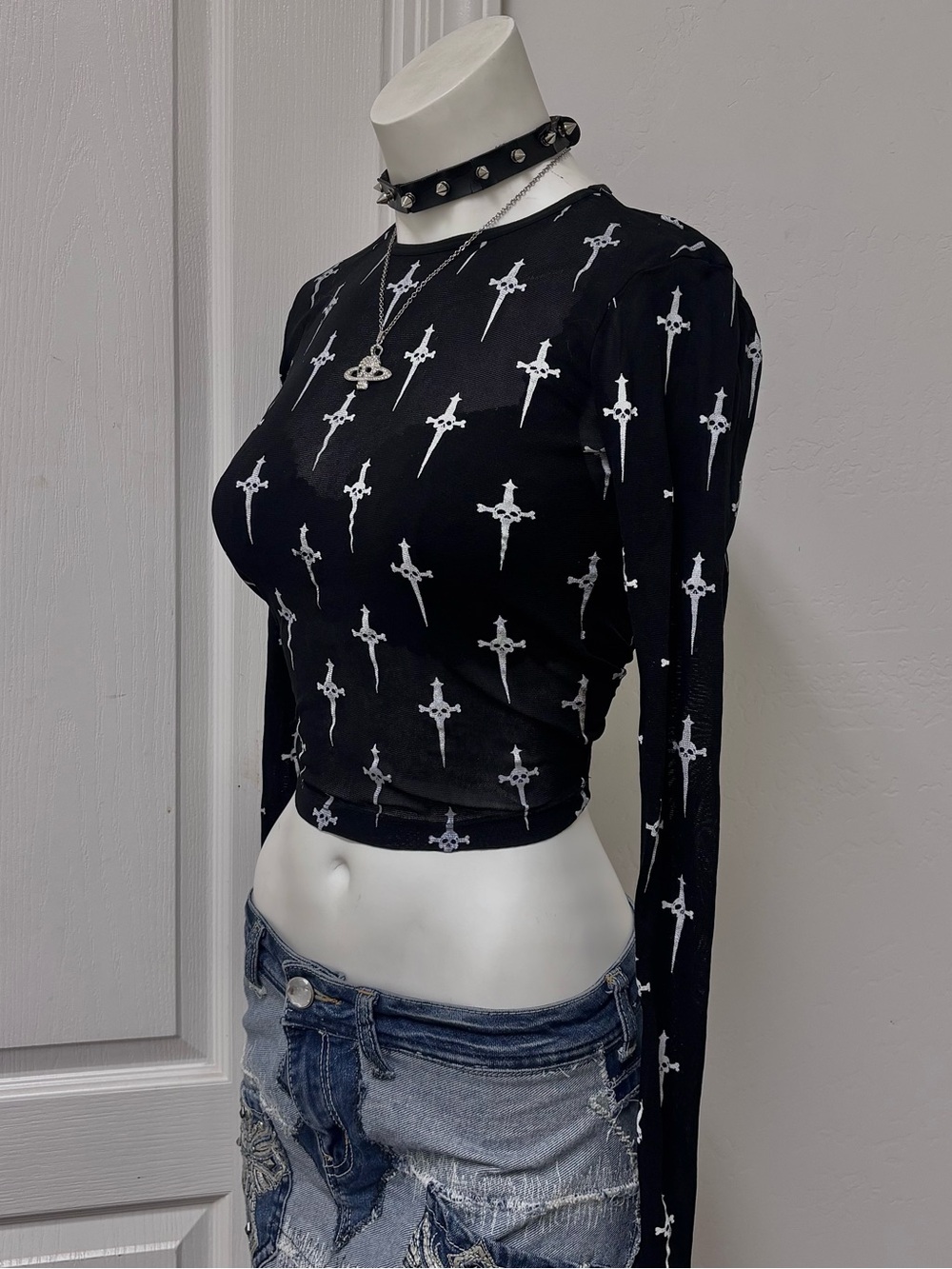 + vintage skull & dagger print long sleeve top +